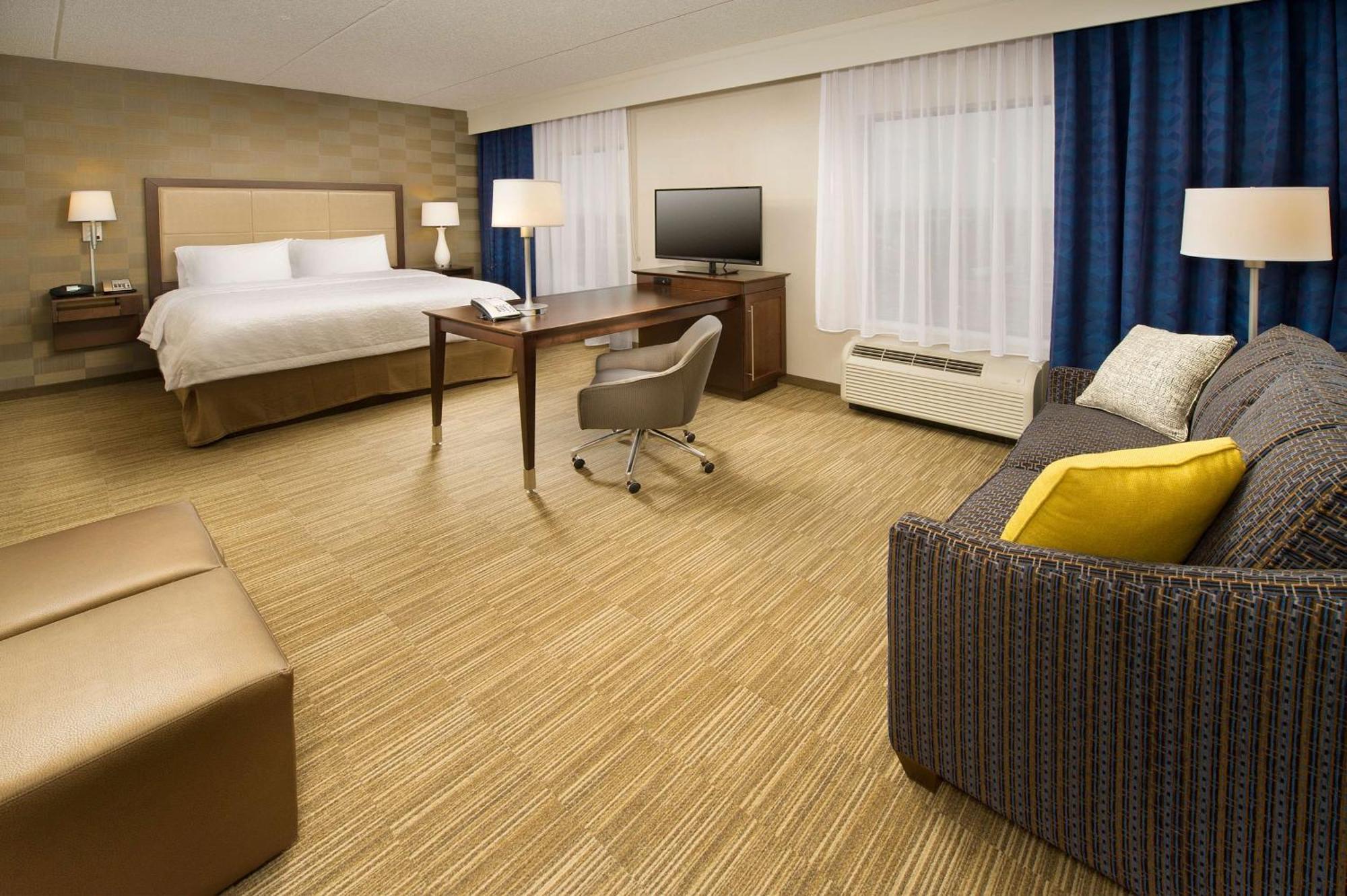 Hampton Inn & Suites Baltimore/Woodlawn Exterior foto